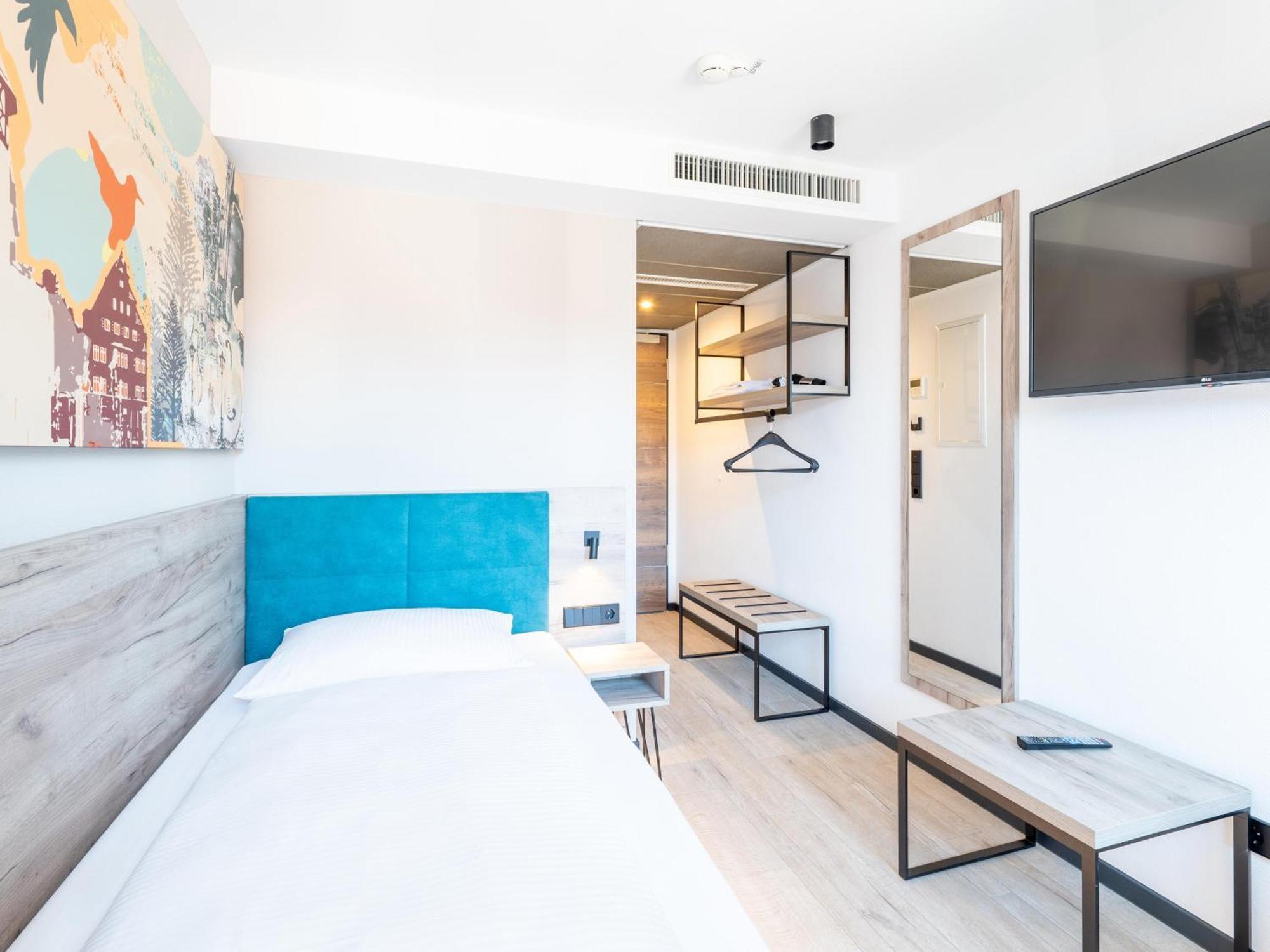 B&B Hotel Albstadt-Hbf 외부 사진