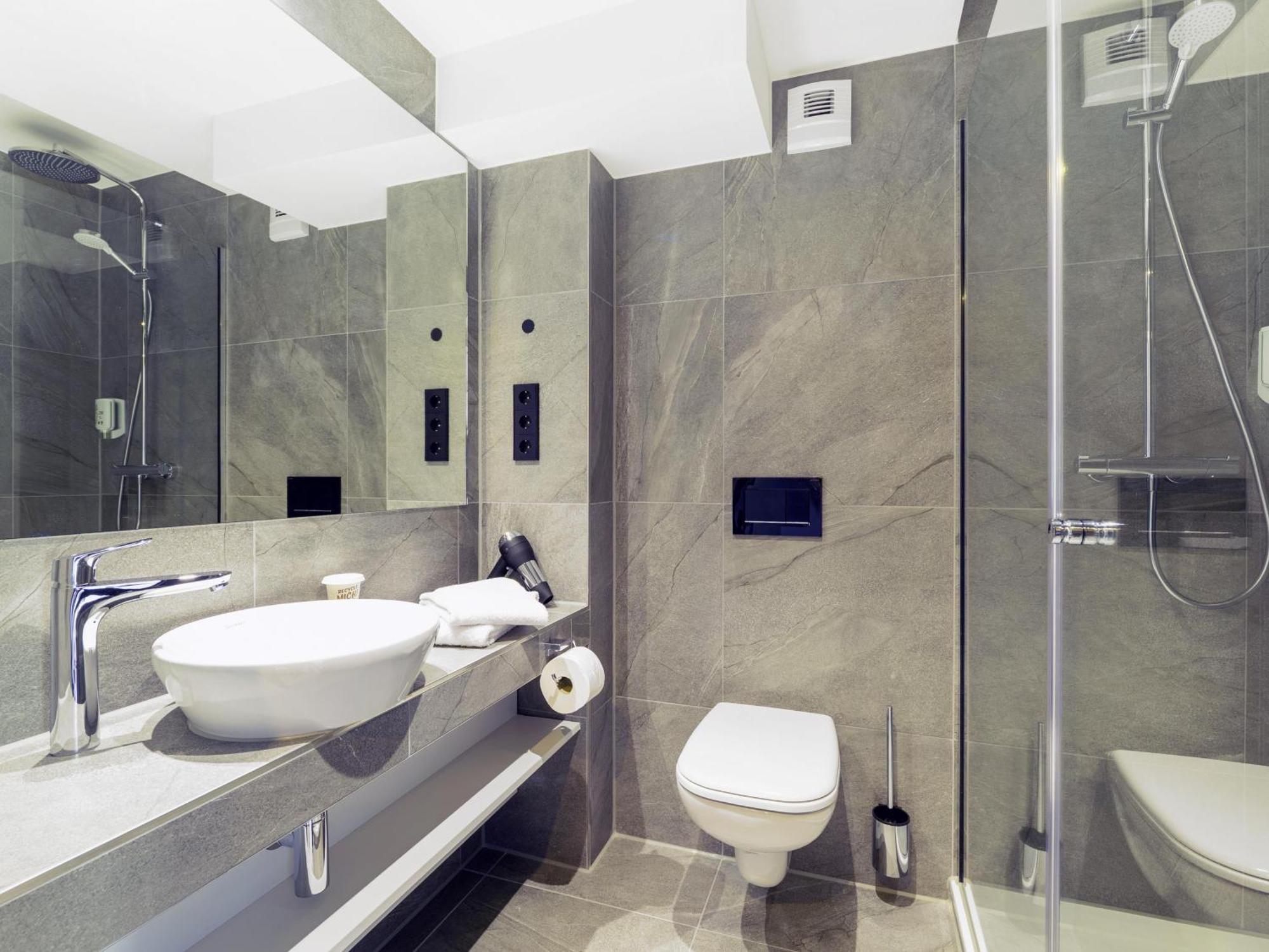 B&B Hotel Albstadt-Hbf 외부 사진